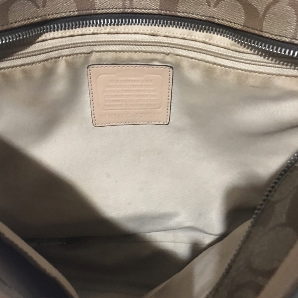 Coach large signature canvas city tote bag - genuine leather- with handle flaws - Picture 7 of 8